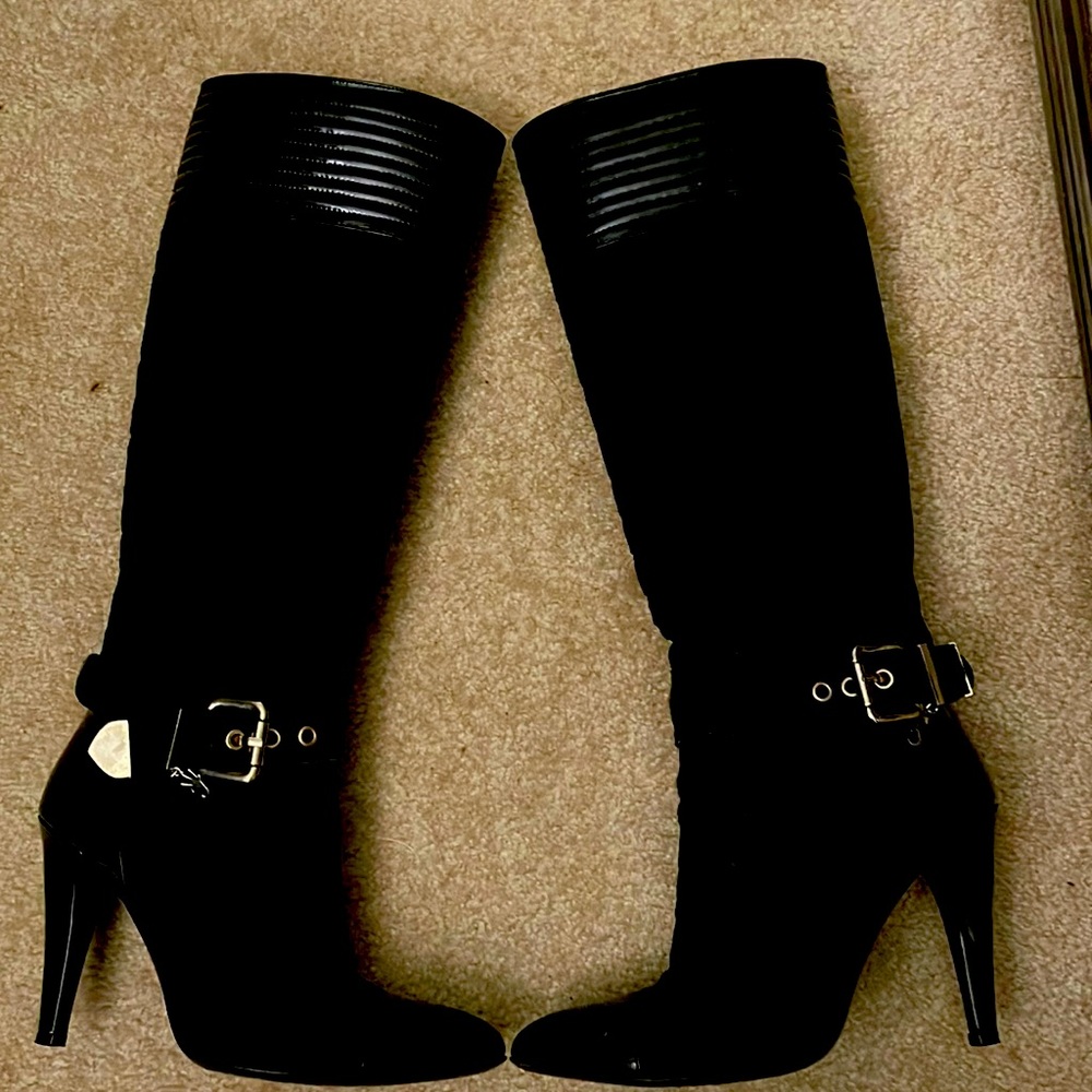 Authentic black calf fur booties from Versace. Used!